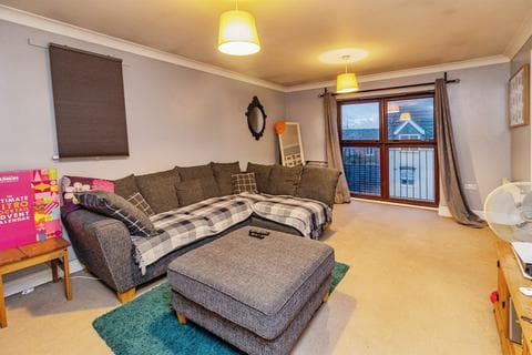 Apartment - Queensbury Lane, Monkston Park, Milton Keynes