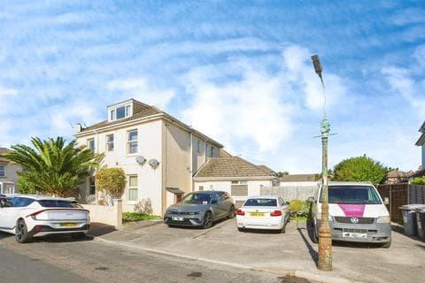 Flat - Portman Road, Bournemouth