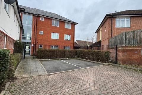 Apartment - Tanfield Lane, Broughton, Milton Keynes