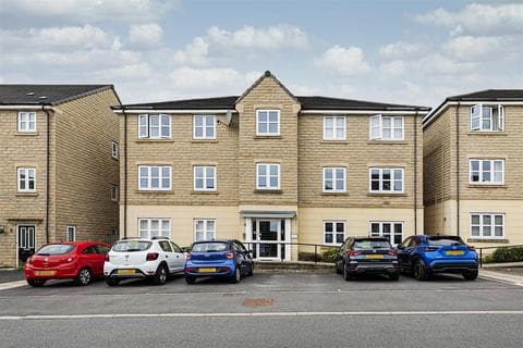 Apartment - Tennyson Avenue, Huddersfield HD3