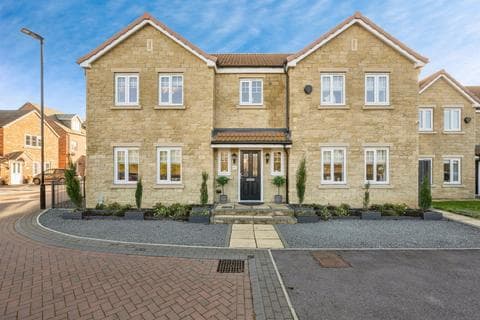 Detached house - Fillies Avenue, Bessacarr, Doncaster