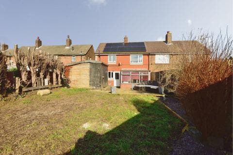Semi-detached house - Somerset Avenue, Stoke-on-trent, ST7