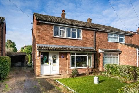 Semi-detached house - Neale Close, Cambridge, CB1