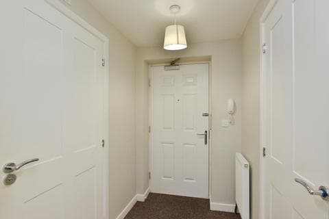 Flat - Apollo Avenue, Fairfields, Milton Keynes, Buckinghamshire, MK11