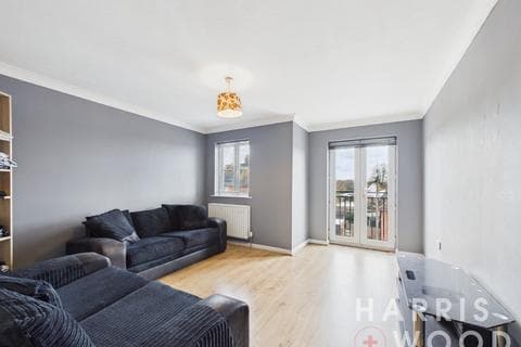 Flat - Reynard Heights, Goring Road, Colchester, Essex, CO4
