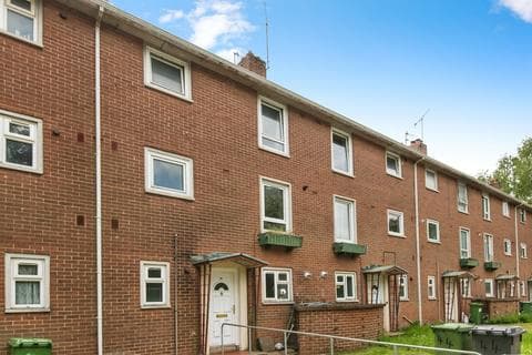 Maisonette - Glasshouse Lane, Exeter