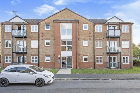 Ground floor flat - Fewston Way, Lakeside, Doncaster