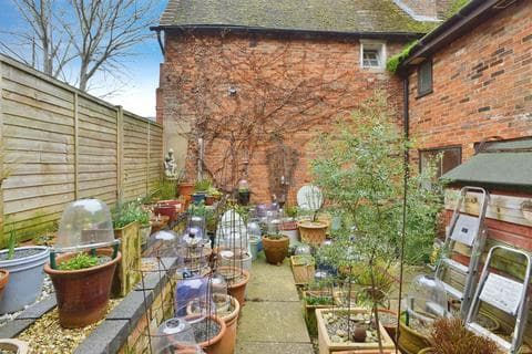 Character property - Tickford Street, Newport Pagnell