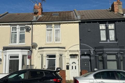 Terraced house - New Road East, Portsmouth