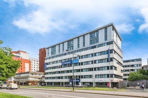 Apartment - Princes Street, Swindon