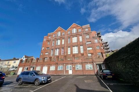 Flat - St. Thomas Lofts, Kilvey Terrace, St. Thomas, Swansea, City And County of Swansea.
