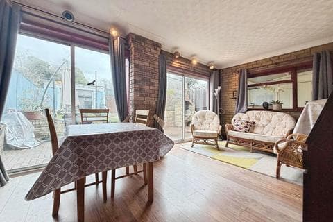 Semi-detached house - Peverel Road, Cambridge
