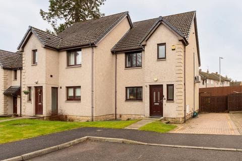 Semi-detached house - 7 Rannochmoor Gardens, Dundee, DD3 9SJ