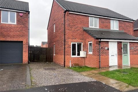 Semi-detached house - Fawn Road, Sunderland, Tyne and Wear, SR4