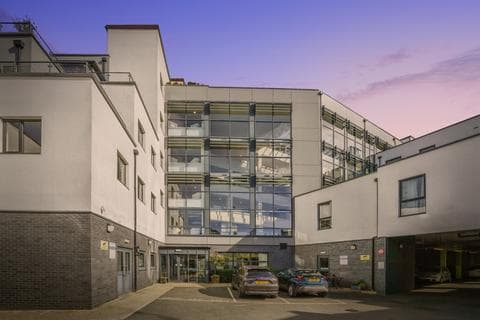 Flat - Gloucester Road, Cheltenham, Gloucestershire, GL51