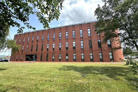Apartment - Vicarage Farm Road, Peterborough PE1