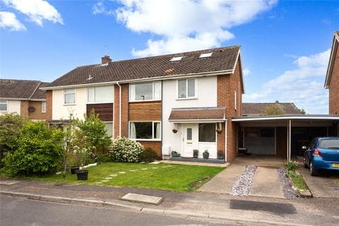 Semi-detached house - Claygate, North Yorkshire YO31