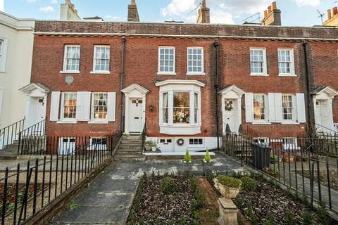 Terraced house - Old Commercial Road, Hampshire PO1