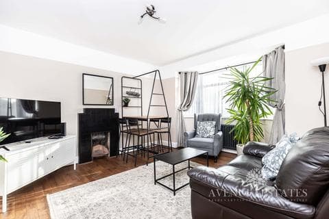 Apartment - Redhill Drive, Bournemouth BH10