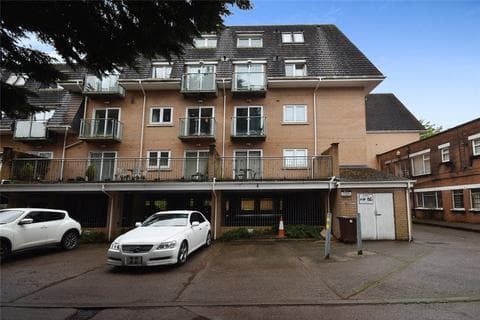 Flat - Rhydypenau Road, Cyncoed, Cardiff, CF23