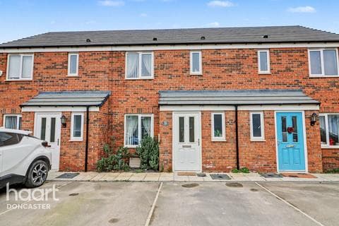 Terraced house - Dutchman Way, Doncaster
