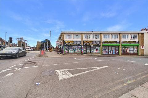 Flat - Wellingborough Road, Abington, Northamptonshire NN1