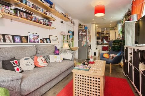 Flat - Ellis Road, Trumpington, Cambridge