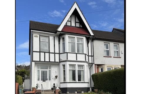 End of terrace house - Gibbs Road, Newport, NP19