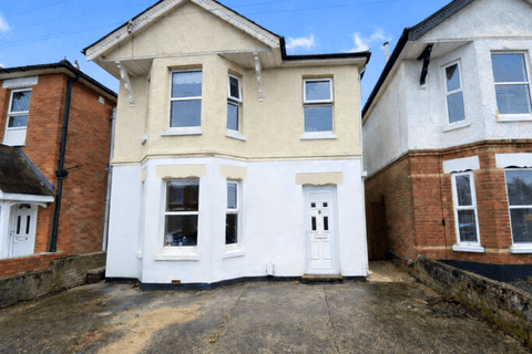 Detached house - Acland Road, Bournemouth, BH9
