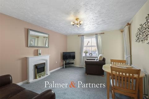 Apartment - Wallace Road, Mile End, Colchester, Essex, CO4