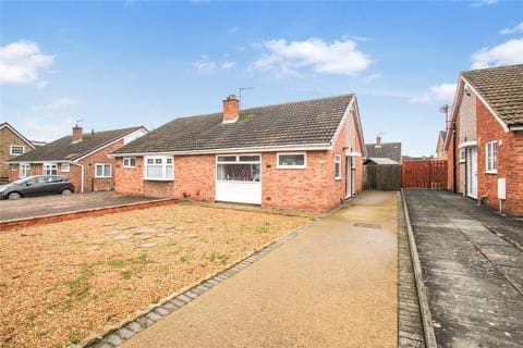 Bungalow - Carlbury Avenue, Acklam
