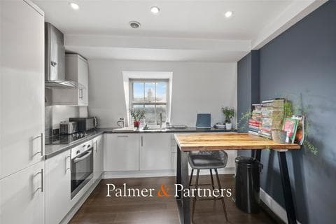Apartment - North Hill, Colchester, Essex, CO1