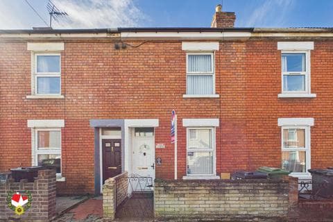 Terraced house - Cecil Road, Linden, Gloucester, GL1 5HQ
