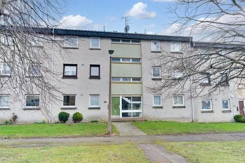 Apartment - Cairncry Road, Aberdeen AB16