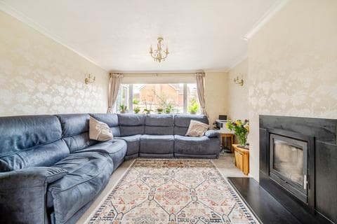Semi-detached house - Maple Drive, Charlton Kings, Cheltenham