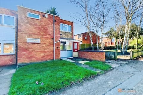 End of terrace house - Langley Walk, Leicester, LE4