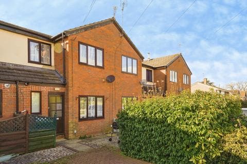 Terraced house - Maple Drive, Charlton Kings, Cheltenham, Gloucestershire, GL53