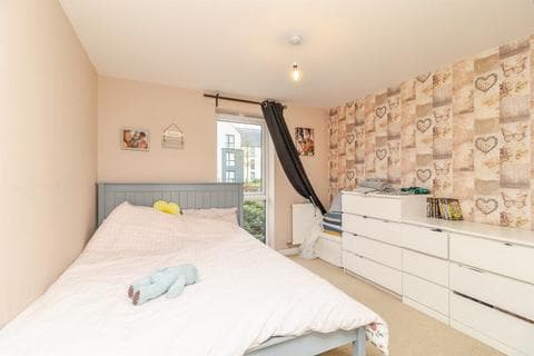 Ground floor flat - Countess Way, Brooklands, Milton Keynes