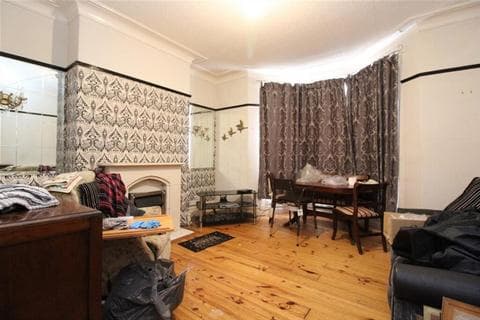 Flat - Sherbourne Road, Blackpool FY1