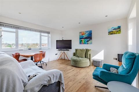 Apartment - Park Lodge, Hove BN3