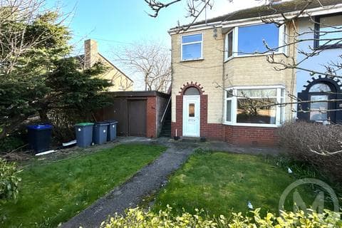 Flat - Low Moor Road, Bispham