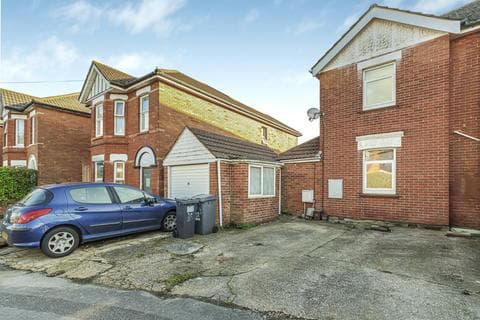 Semi-detached house - St Leonard's Road, Bournemouth