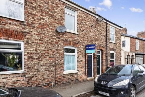 Terraced house - Cemetery Road, York