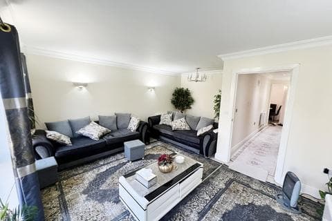 Townhouse - Coolidge Close, Headington, Oxford, Oxfordshire