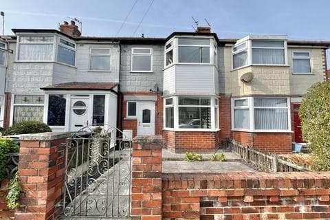 Terraced house - Henson Avenue, South Shore FY4