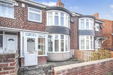 Terraced house - Crathorne Crescent, West Lane