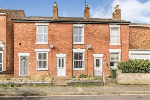 Terraced house - Worcester WR2