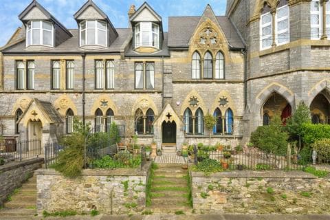 Terraced house - Western College Road, Plymouth