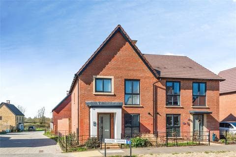 Semi-detached house - Redlands Way, SWINDON, Wiltshire, SN3