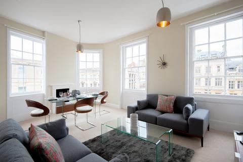 Apartment - High Street, Cheltenham, GL50